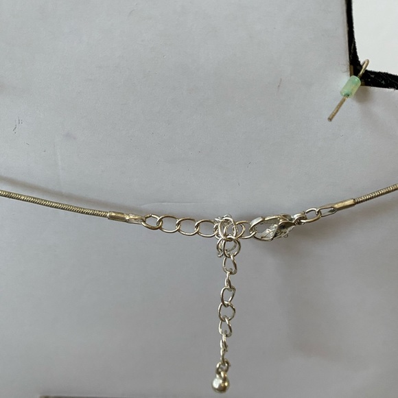 Silver-Turquoise Rhinestone Necklace Set - Picture 3 of 6